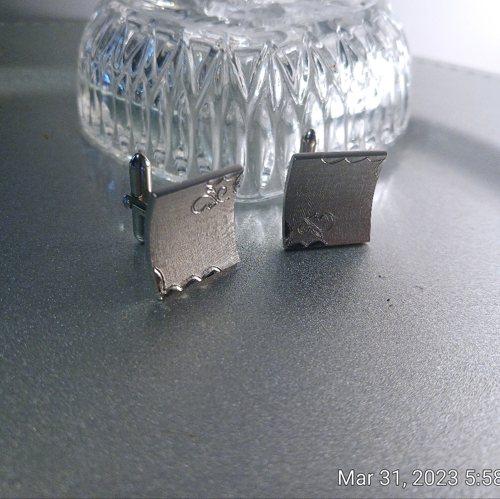 VINTAGE 1940'S BRUSHED SILVER CUFFLINKS VTF SWANK VTF